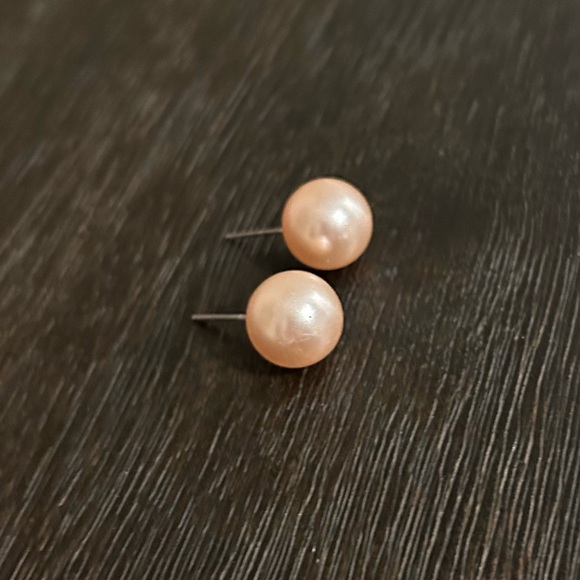 Jewelry - Pink Faux Pearl Stud Earrings | Classic Bridal Bridesmaid Coquette